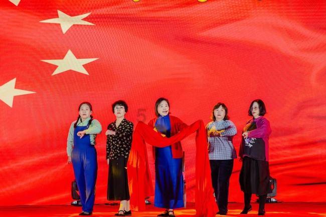 研究表明使用互联网居民比不使用者生育意愿低，上网为什么会影响个人生育意愿？游戏画面